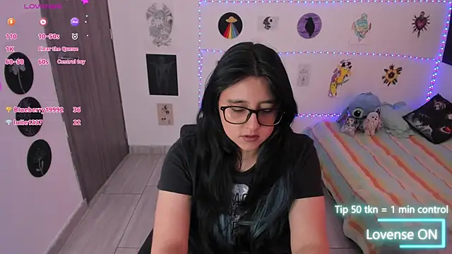 Cherry_blush_ live cam on StripChat