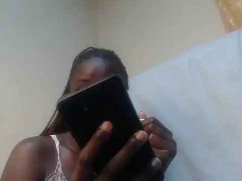 Sexxy-skinny webcam