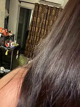 Ponthip webcam