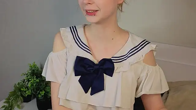 julietterain (F young) - shake tits