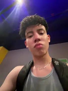 yoursexyjose (Ask my age) - FULL NAKED FRONT PEOPLE