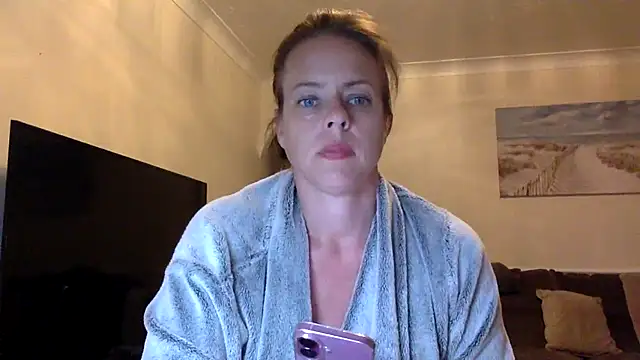 ElizabethArden42- webcam