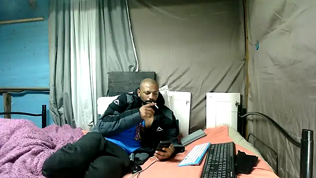Camodick live cam on StripChat