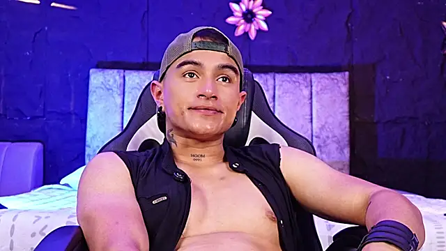 LiamDeep webcam