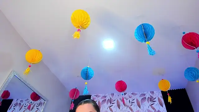 LolaGray__ webcam