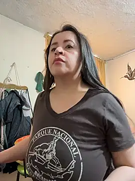 latinfemale live cam on StripChat