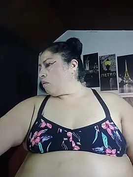 Keyla01_ live cam on StripChat
