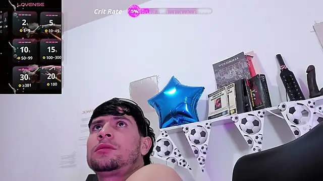 StefanoBigCock live cam on StripChat