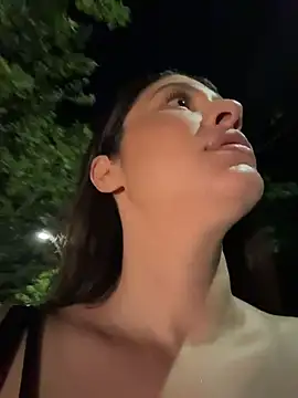 IrisBlues live sex cam