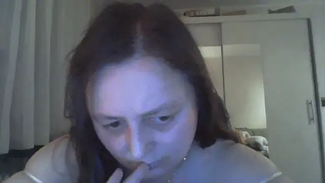 TaylorLovely live cam on StripChat