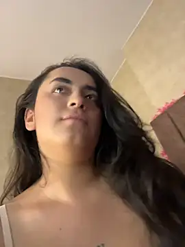 Antonella_Julieta webcam