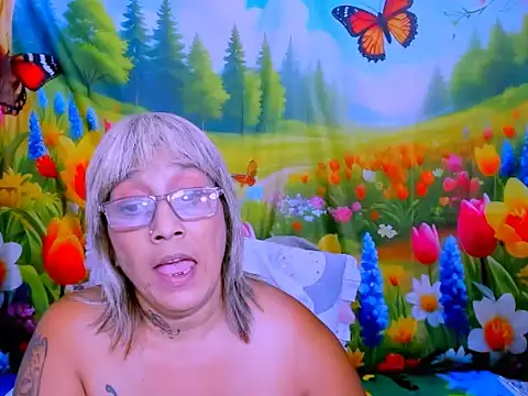 indianroxy webcam