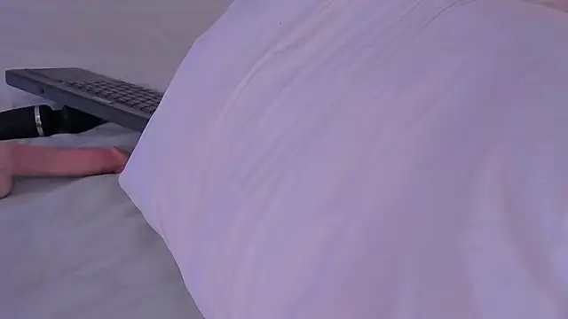 AmmyJones_ webcam