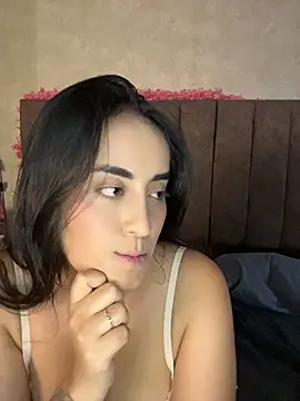Antonella_Julieta webcam