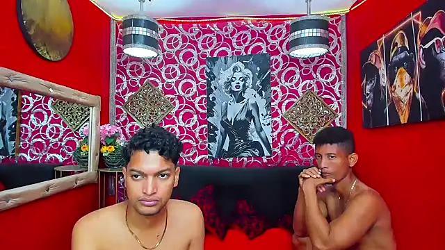 PEINBOYS live cam on StripChat