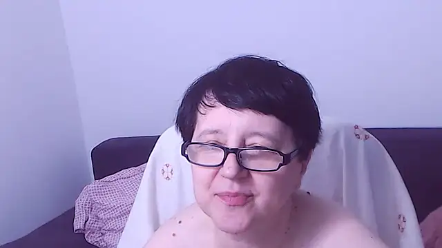 ChristaRose live cam on StripChat