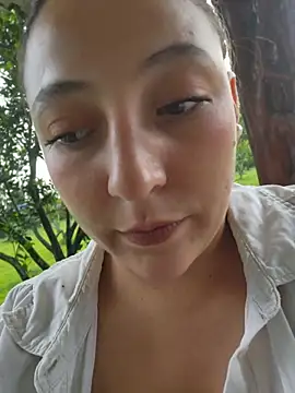 VickyHoult live cam on StripChat
