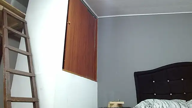 Emilia_1995 webcam