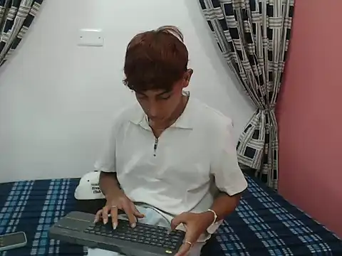 damian_wicked18 webcam