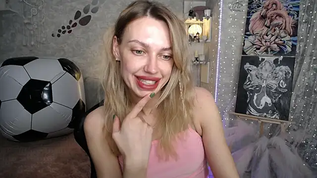 NickyAdamidi webcam