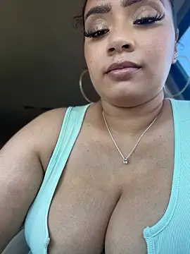 CarmelaAnthony Live Webcam on Stripchat
