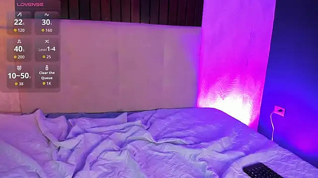 Cheys_Mast live sex cam