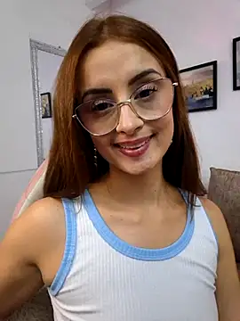 MiaaLoren webcam