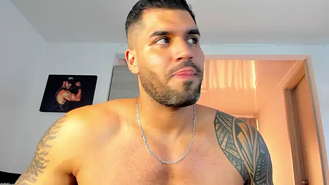 SamirHazard97 live cam on StripChat