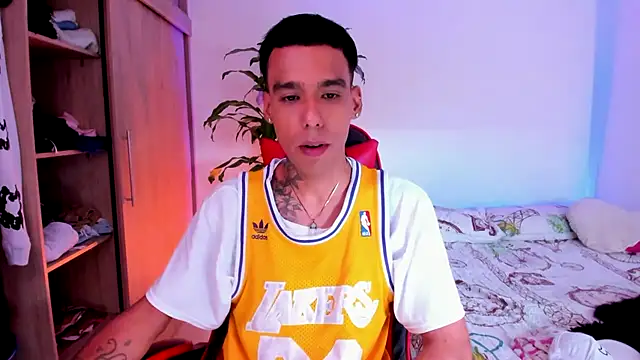 Damianwhite webcam
