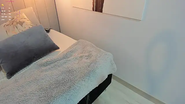 Karlla_Brown webcam