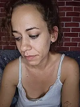 HotGinger66 webcam