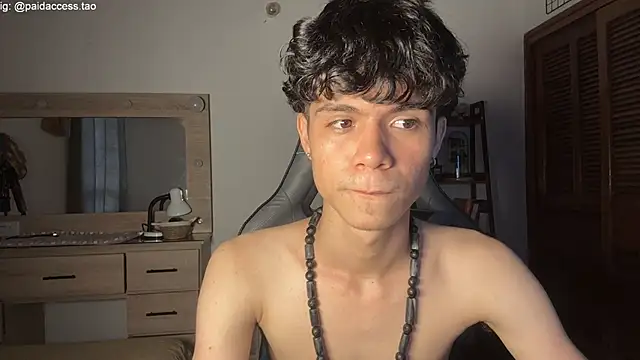 OopsAgain_ webcam