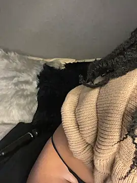 Hot_Mess18 webcam