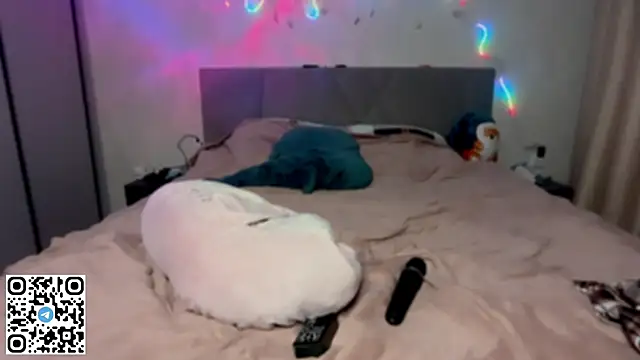 Emma_Willson webcam