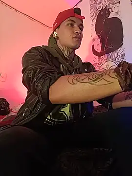 AlecBanne_ live cam on StripChat
