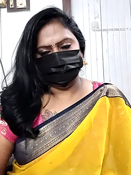 Meera_mia webcam