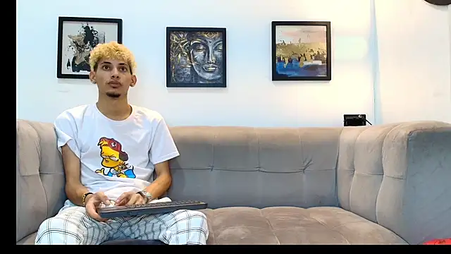 Hot_skinny_guys live cam on StripChat