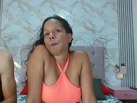 Dennise_Sweet webcam