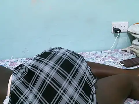 lupita_0 webcam