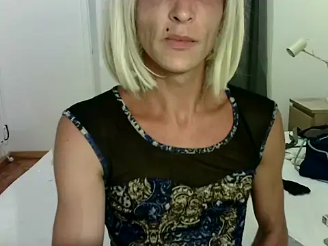 VictoriaBigSecret live cam on StripChat