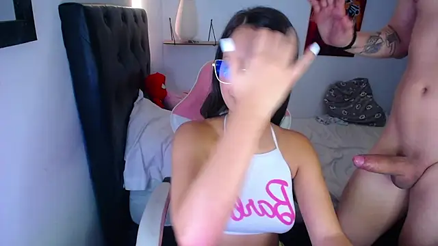 jessi_and_boy webcam