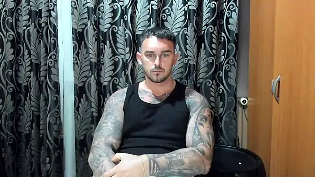 Jonmusclemaster webcam