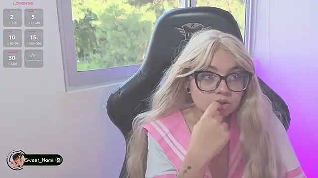Sweet_Namii webcam