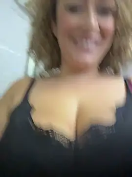 Katti_Barrera webcam