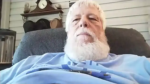 Buttercupwantsyou webcam