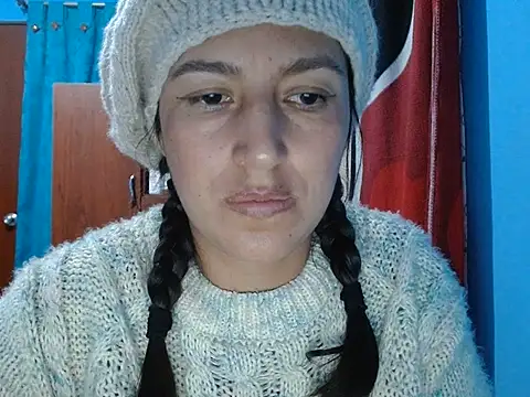 SarahFriendly webcam
