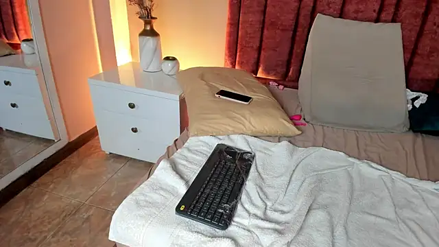 AlexandraCruzz webcam