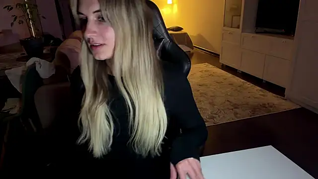 DandyKatty webcam