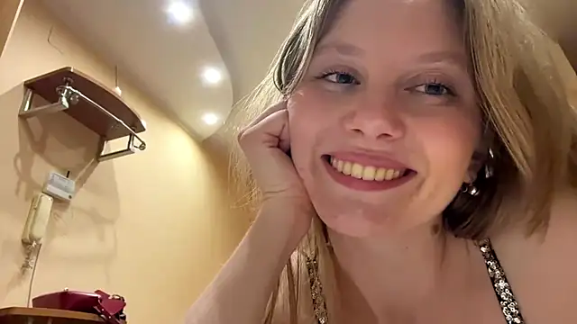 LilaDalziel webcam