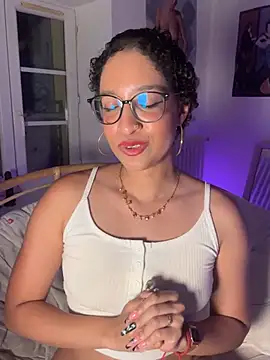 Lauyako_974 webcam